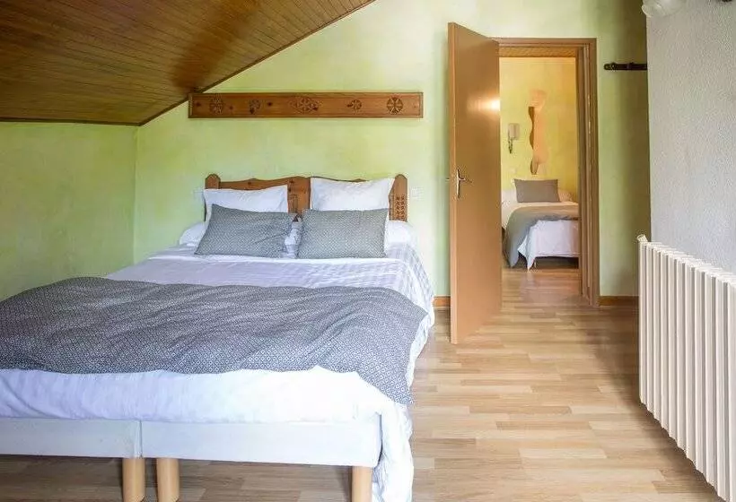 اتاق استاندارد چهار تخته, Hôtel L Aiglière