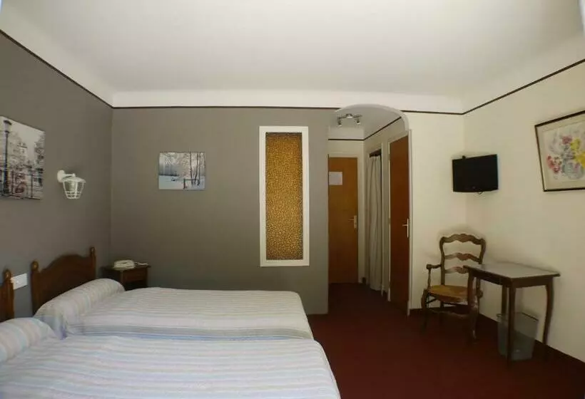 Standart Oda, Hôtel Le Castelet