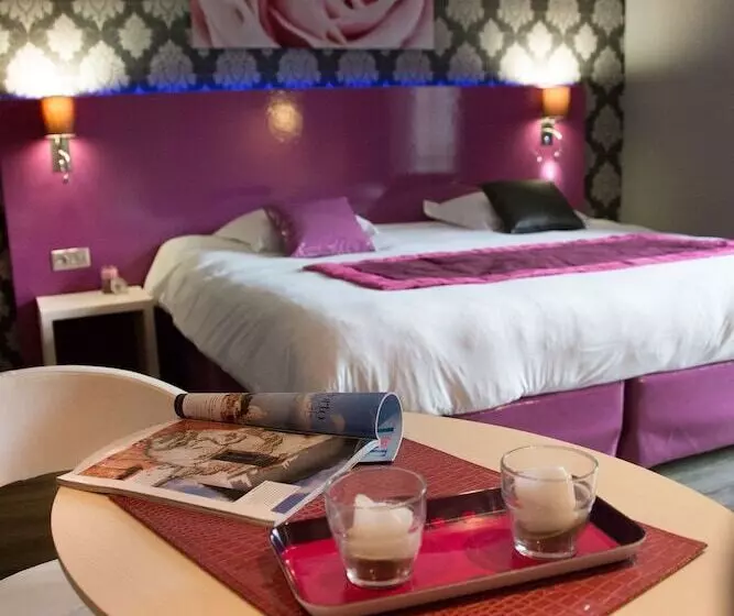 デラックストリプルルーム, Hôtel Le Turenne