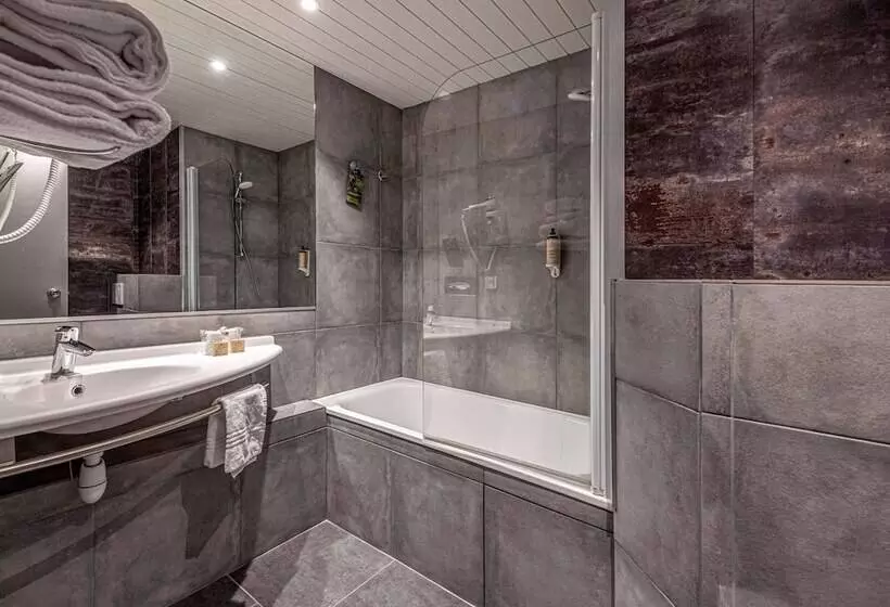 Classic-huone Parivuode, Hôtel Mercure Annecy Sud