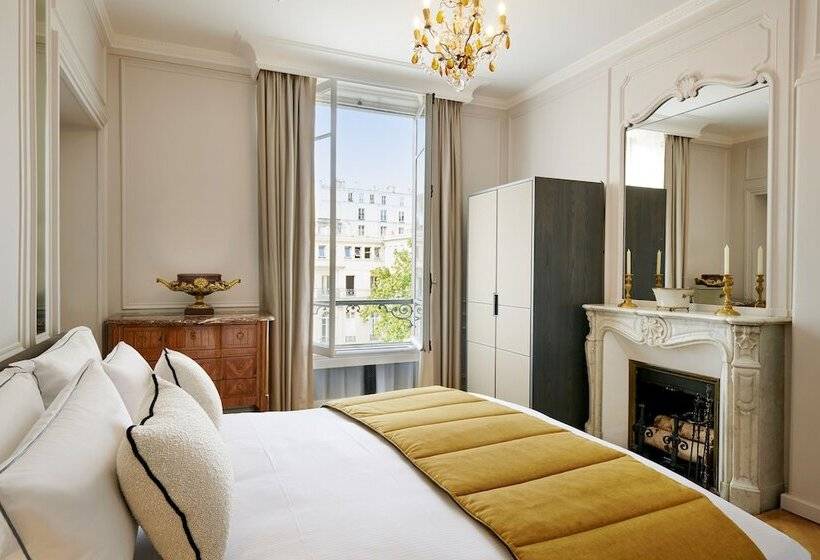 سوییت, Hôtel Lancaster Paris Champs Elysées