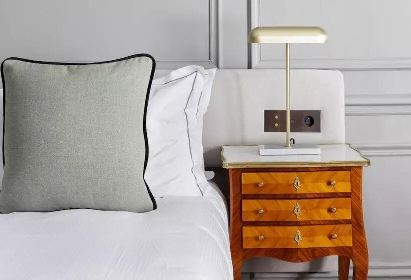 اتاق سوپریور, Hôtel Lancaster Paris Champs Elysées