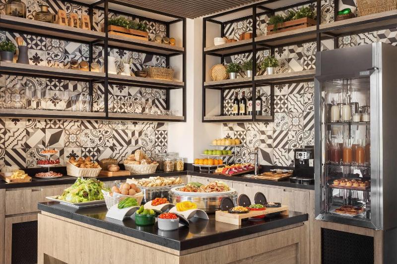 سوییت اجرایی, Hôtel Lancaster Paris Champs Elysées