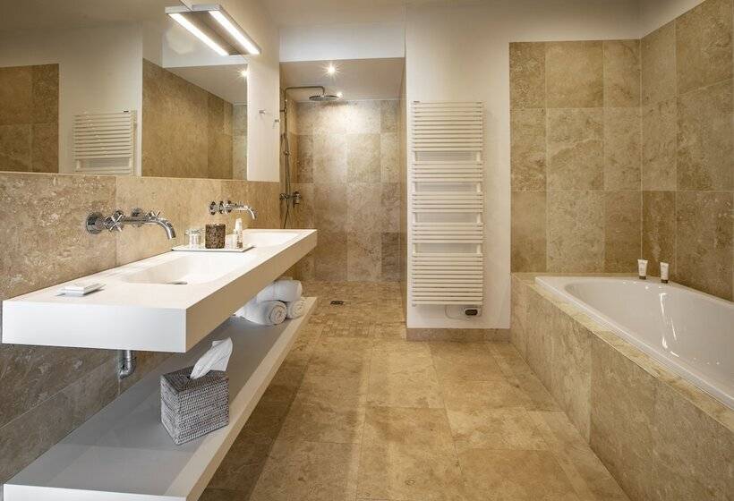 جناح بريميوم, Mas De La Fouque   Hôtel & Spa