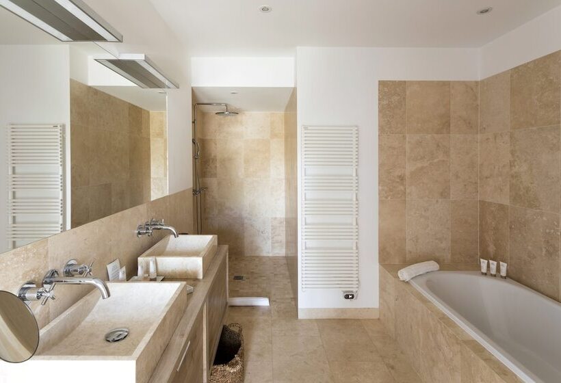 Люкс Премиум, Mas De La Fouque   Hôtel & Spa