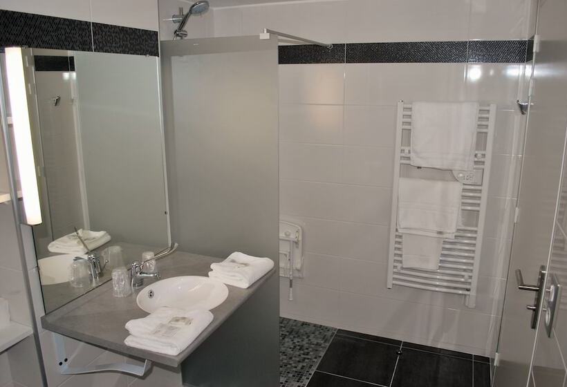 جناح ديلوكس, Le Relais Des Champs