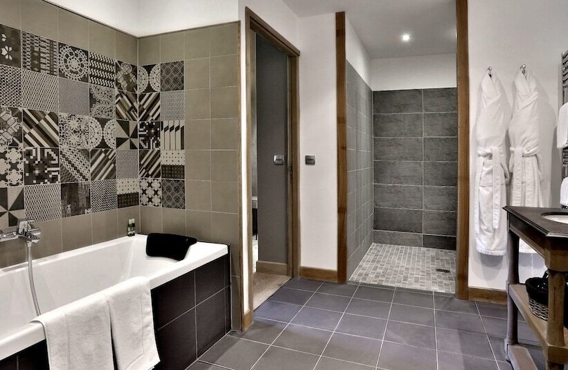 سوییت, Les Glycines   Hôtel & Spa   Teritoria
