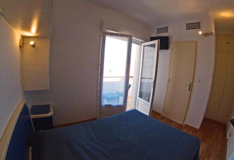 单人经济间, Les Palmiers