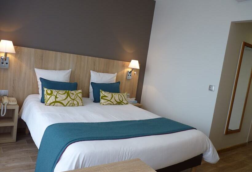 Номер Superior с Видом, Logis Hôtel Notre Dame Restaurant Ouvert Midi Et Soir Sauf Dimanche Soir