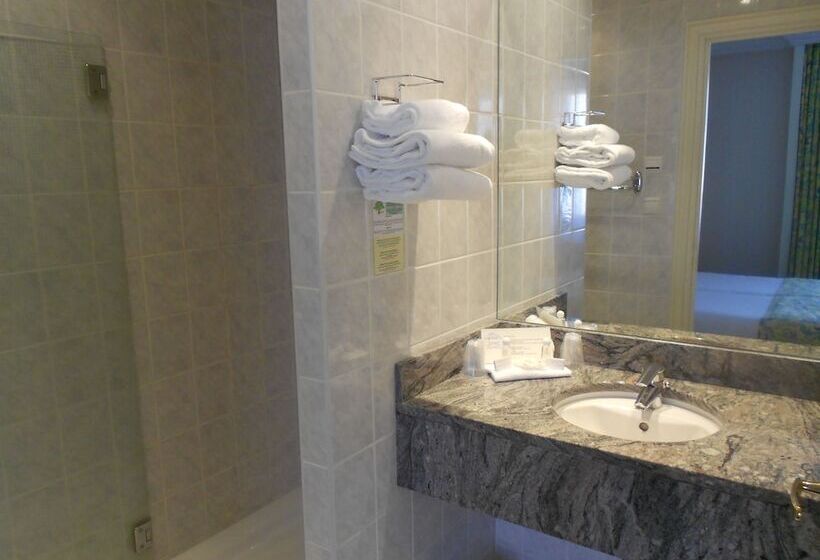 غرفة قياسية, Maison Lutetia R