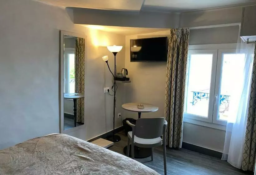 Quarto Basic, Majestic
