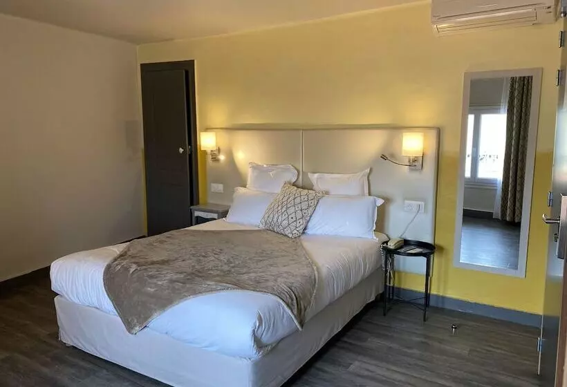 Quarto standard, Majestic