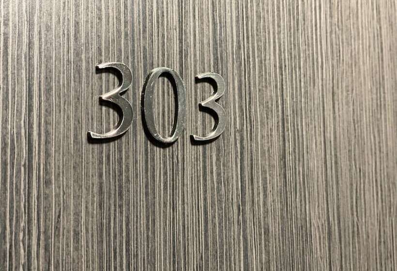 اتاق استاندارد, Majestic