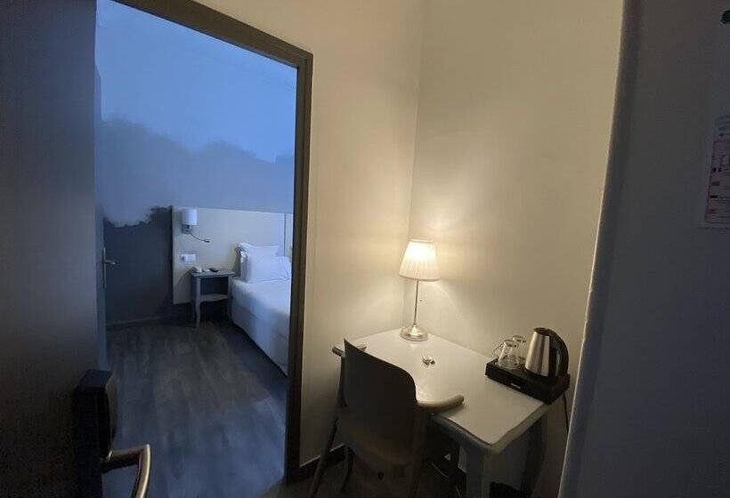 اتاق استاندارد, Majestic