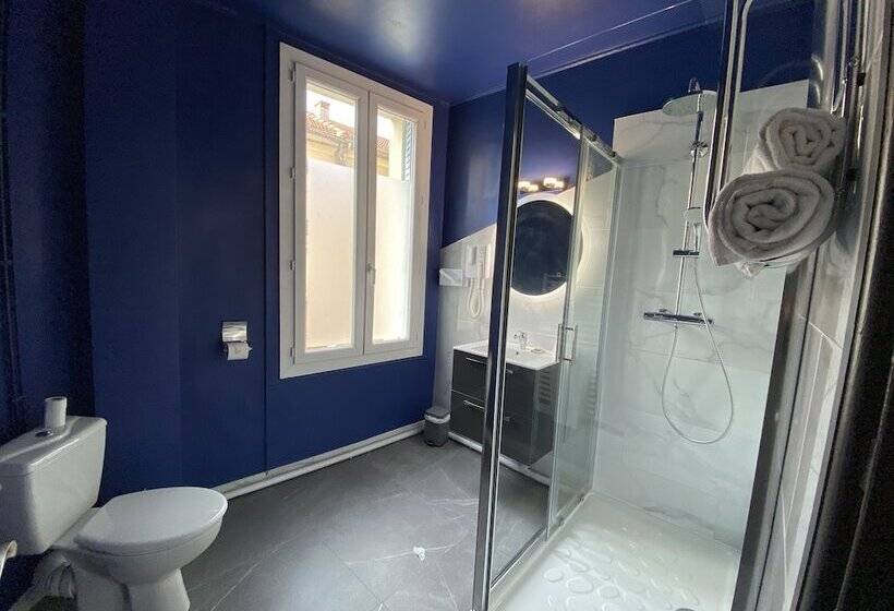 اتاق سوپریور, Majestic