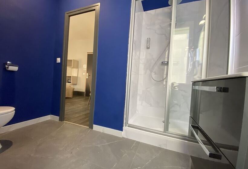 اتاق سوپریور, Majestic