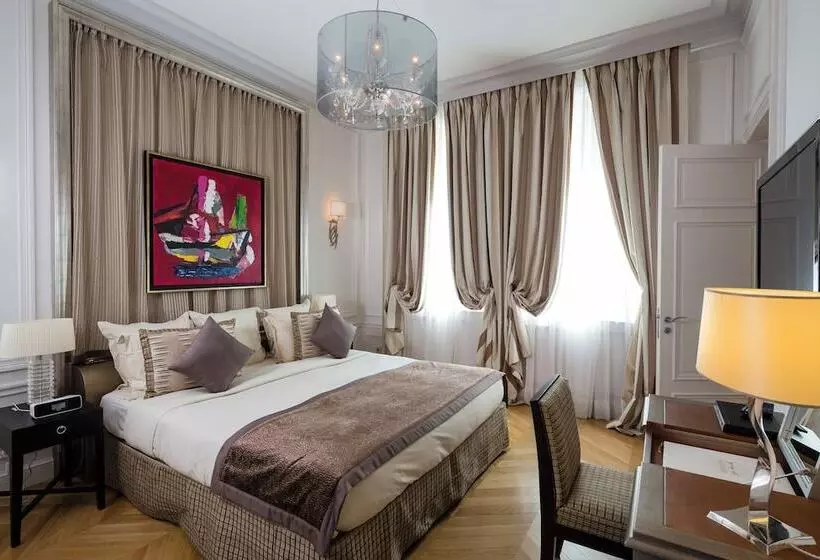 اتاق لوکس, Majestic Hotel Spa Champs Elysées