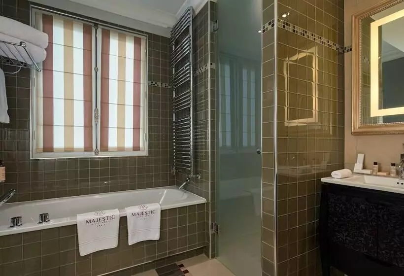 سوییت, Majestic Hotel Spa Champs Elysées
