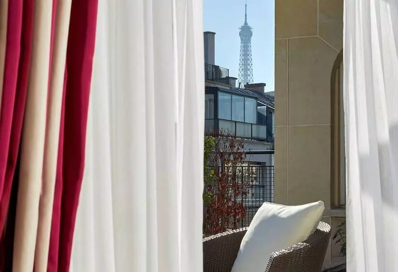 سوییت, Majestic Hotel Spa Champs Elysées