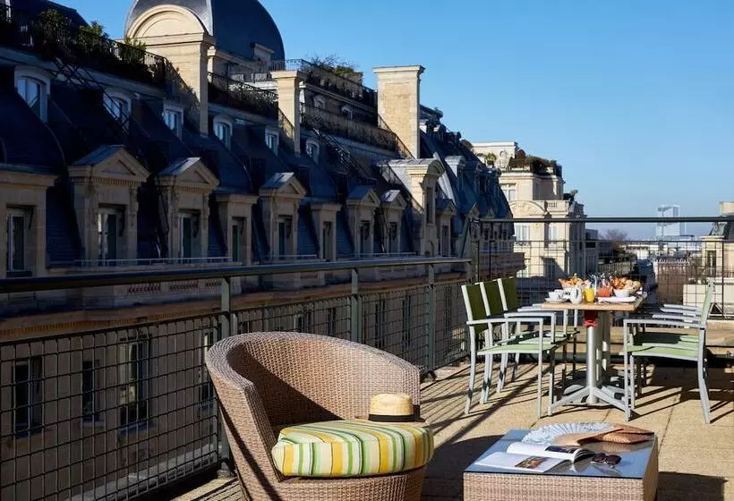 سوییت, Majestic Hotel Spa Champs Elysées