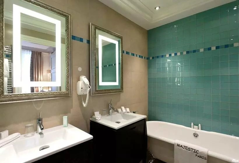 سوییت جونیور لوکس, Majestic Hotel Spa Champs Elysées
