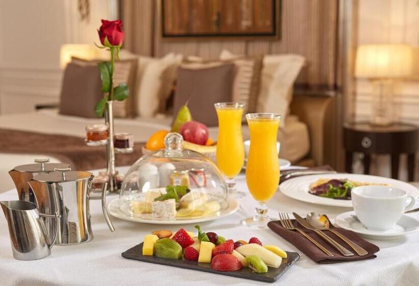 스탠다드 스튜디오, Majestic Hotel Spa   Champs Elysées