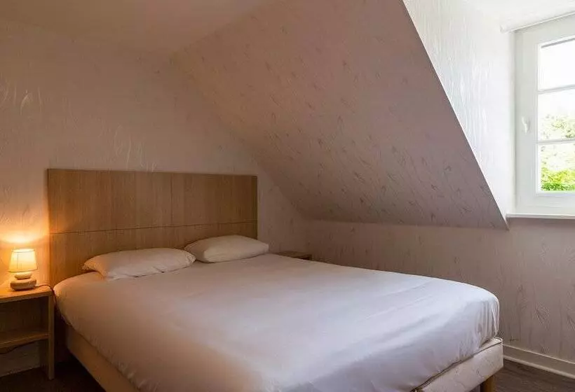 スタンダードルーム, Manoir De Moëllien, The Originals Relais