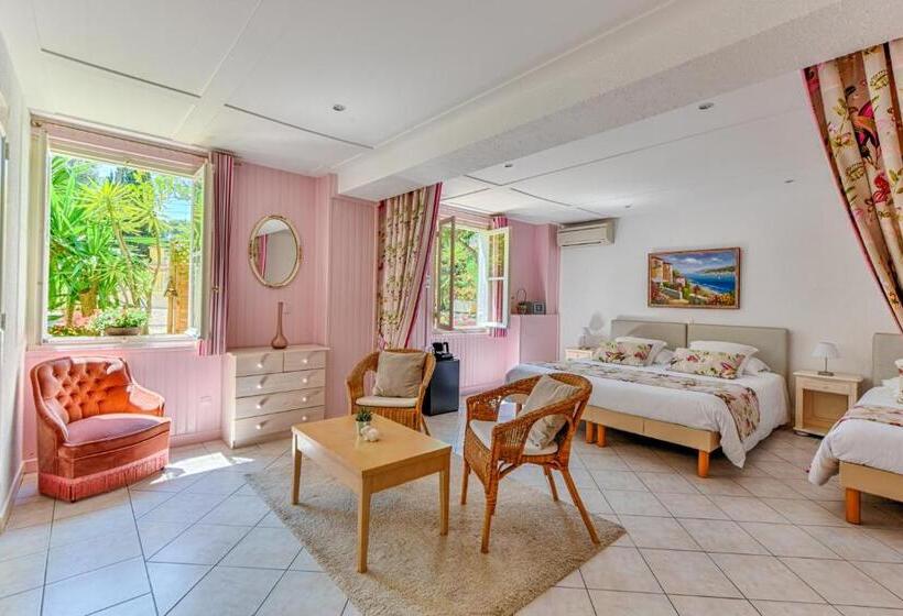 חדר סטנדרט לשלושה, Mas Djoliba