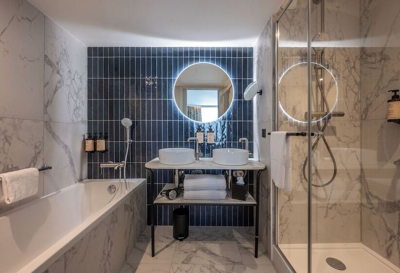 اتاق استاندارد با تخت دوبل, Mercure La Rochelle Vieux Port