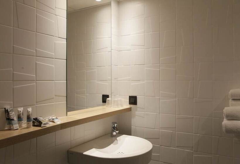 غرفة سوبيريور, Mercure Lyon Charbonnieres