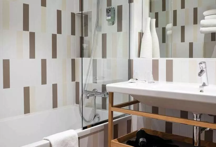 スーペリアールーム, Mercure Lyon Charbonnieres