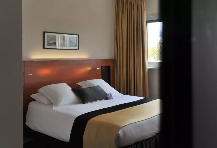 スタンダードトリプルルーム, Mercure Maurepas Saint Quentin