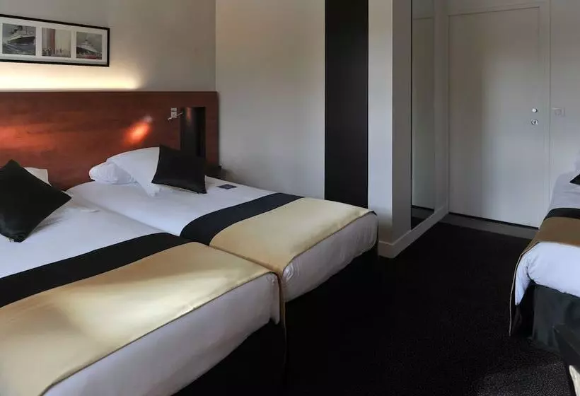 スタンダードトリプルルーム, Mercure Maurepas Saint Quentin