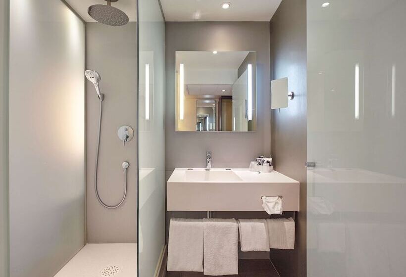 スーペリアールーム, Mercure Paris Arc De Triomphe Etoile