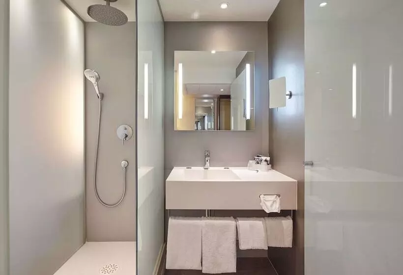 اتاق سوپریور, Mercure Paris Arc De Triomphe Etoile