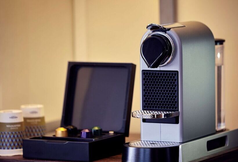 プレステージルーム, Mercure Paris Arc De Triomphe Etoile