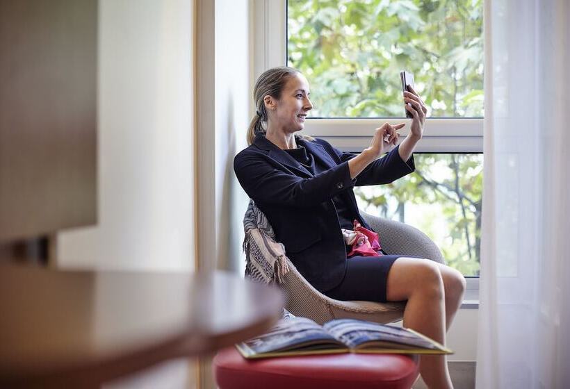 スーペリアールーム, Mercure Paris Arc De Triomphe Etoile