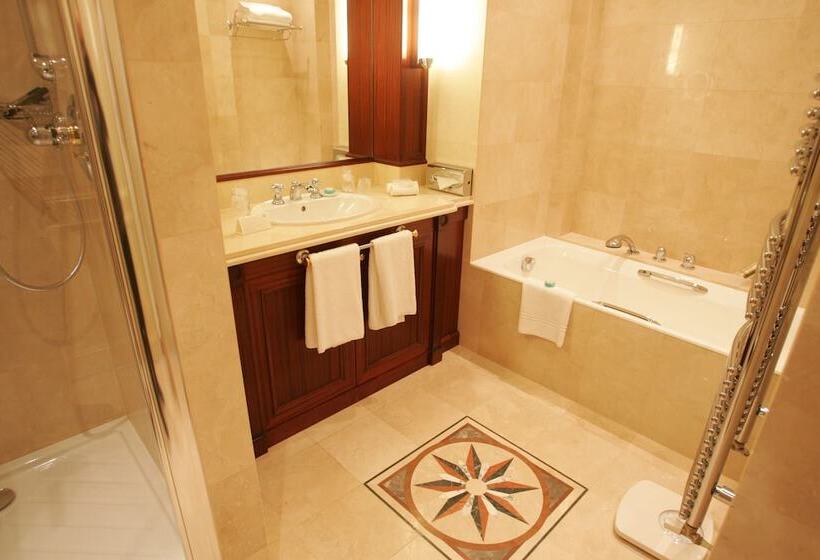 スイート, Hôtel Napoleon Paris