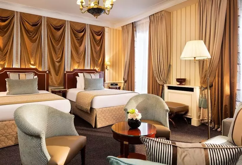 ジュニアスイート, Hôtel Napoleon Paris
