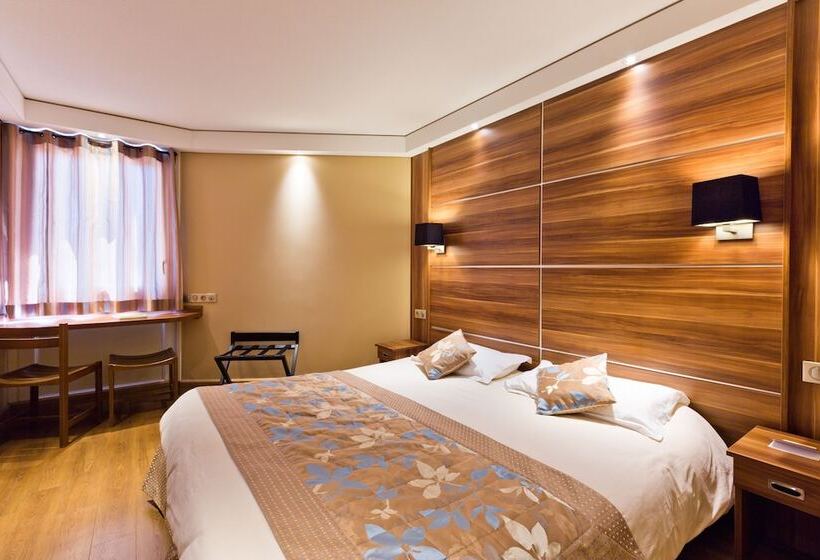 标准间, Novel Restaurant La Mamma