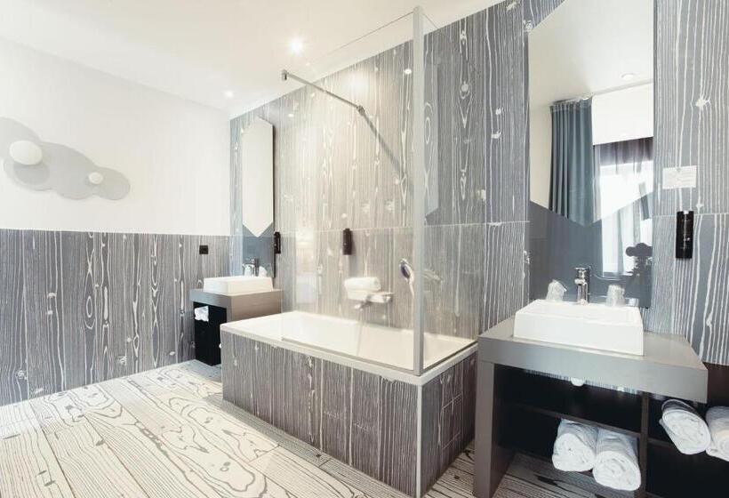 Семейный Номер, The Originals Boutique, Hôtel Le Lion, Clermontferrand