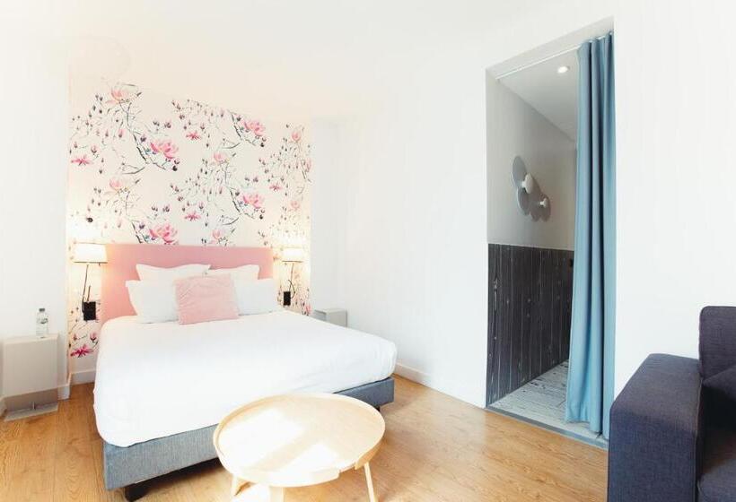 חדר משפחתי, The Originals Boutique, Hôtel Le Lion, Clermontferrand