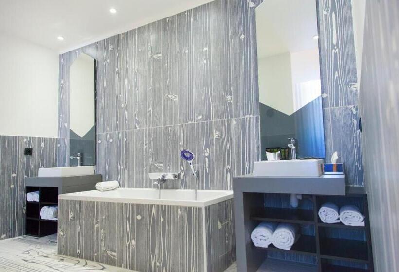 Mini Suite, The Originals Boutique, Hôtel Le Lion, Clermontferrand