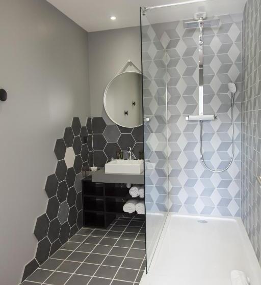 Семейный Номер, The Originals Boutique, Hôtel Le Lion, Clermontferrand
