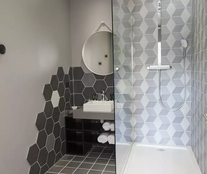 اتاق استاندارد, The Originals Boutique, Hôtel Le Lion, Clermontferrand