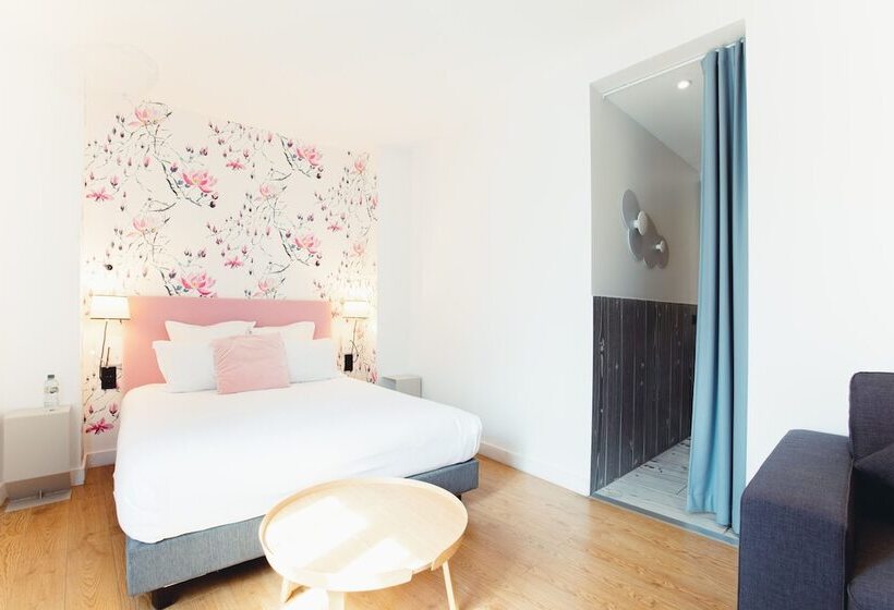 חדר משפחתי, The Originals Boutique, Hôtel Le Lion, Clermontferrand