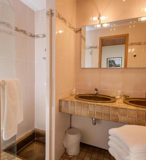 스탠다드 룸, Logis Hostellerie Motel Au Bois Le Sire