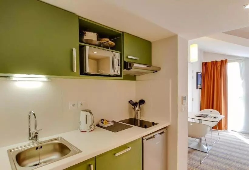 استودیوی استاندارد, Privilège Appart Hôtel Saint Exupéry