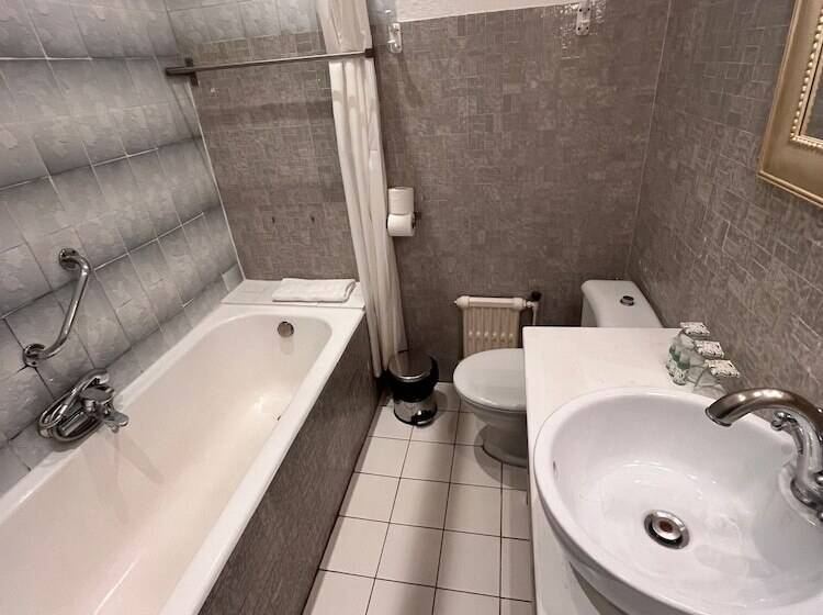 스탠다드 트리플 룸, Azurene Royal