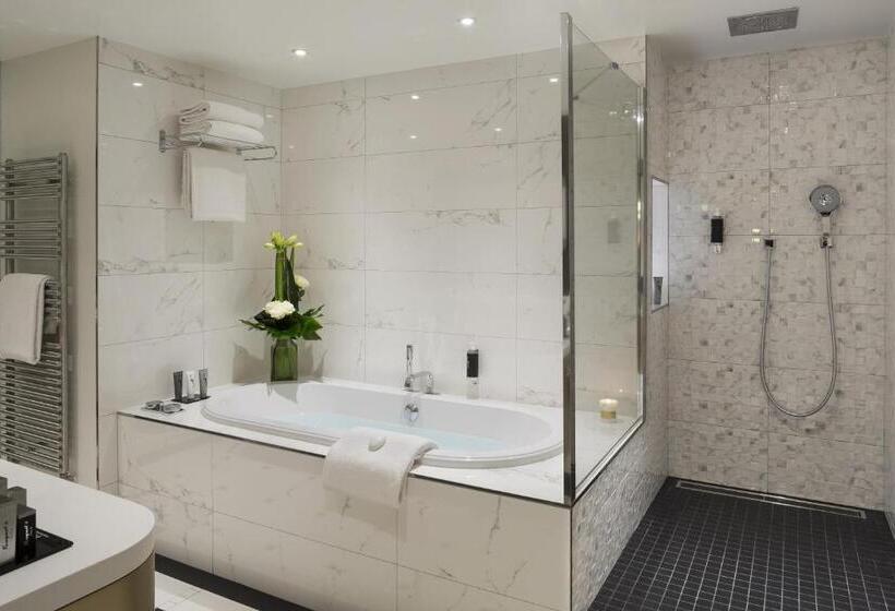 プレジデントスイートルーム, Barriere Le Normandy